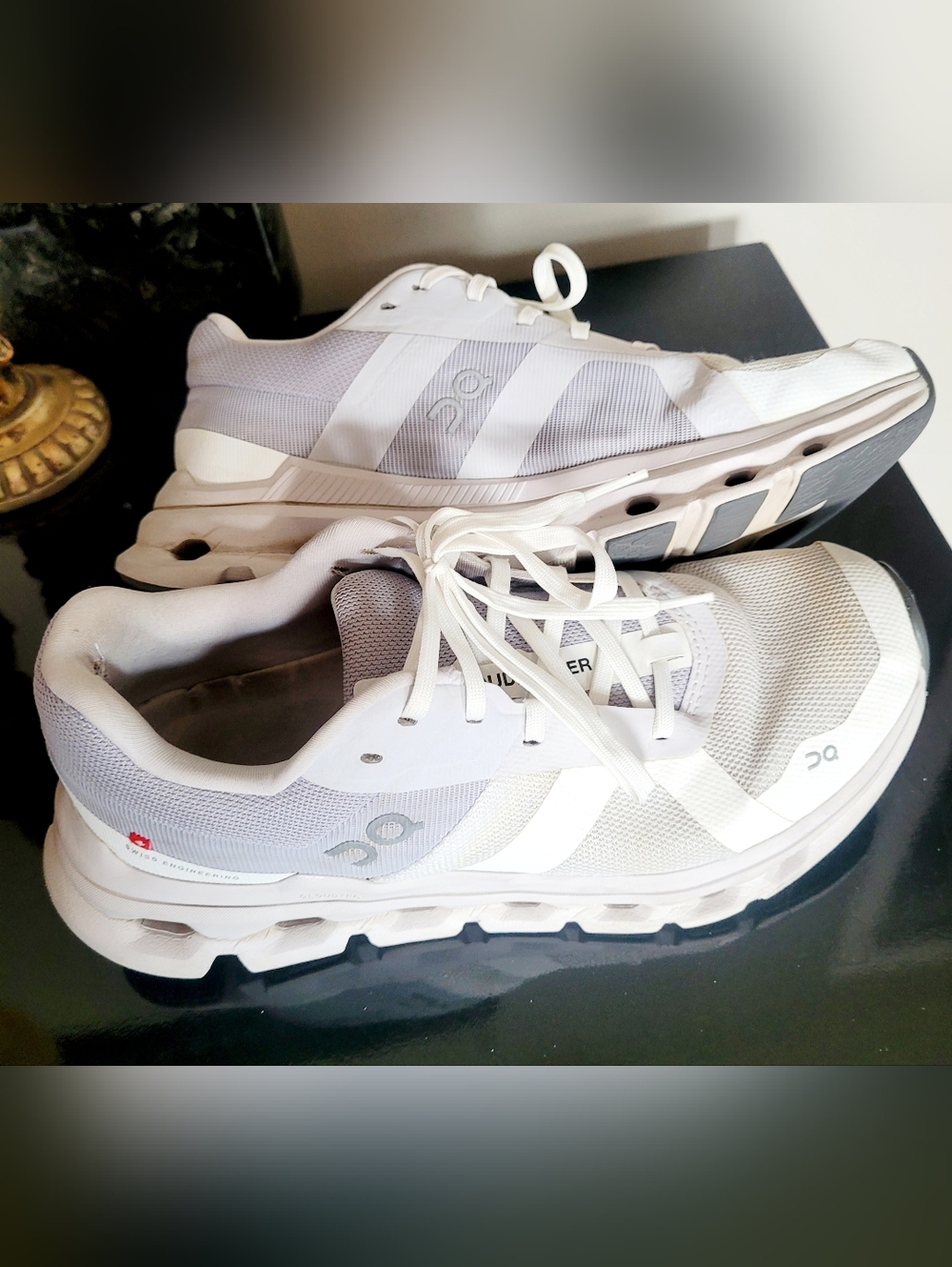 ON Cloudrunner 2 Women's Lightweight White/Frost Gray Sneakers US 8 - Picture 5 of 16